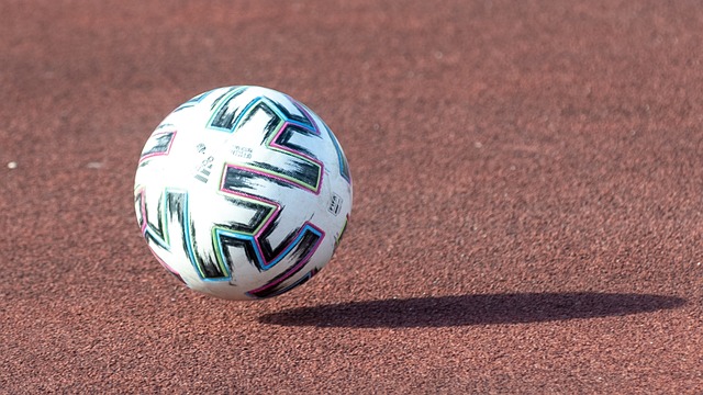 斯诺克世界公开赛：周跃龙遭希金斯逆转 无缘8强.